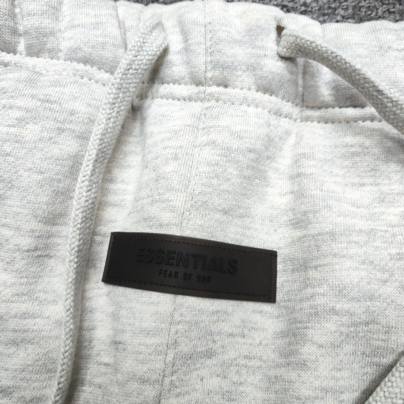 🦋 、Hot Sale🦋 108 【 】 FEAR OF GOD ESSENTIALS FOG Same Style New Arrival LOGO ， Hot Sale Hot Sale， ！ FOG ， ！ Versatile ！ ESSENTIALS FEAR OF GOD savdni 3000W ， ， 。【 LOGO FEAR A ，A ， 】 ， ， ， 。 ： Black Size：XS-XL